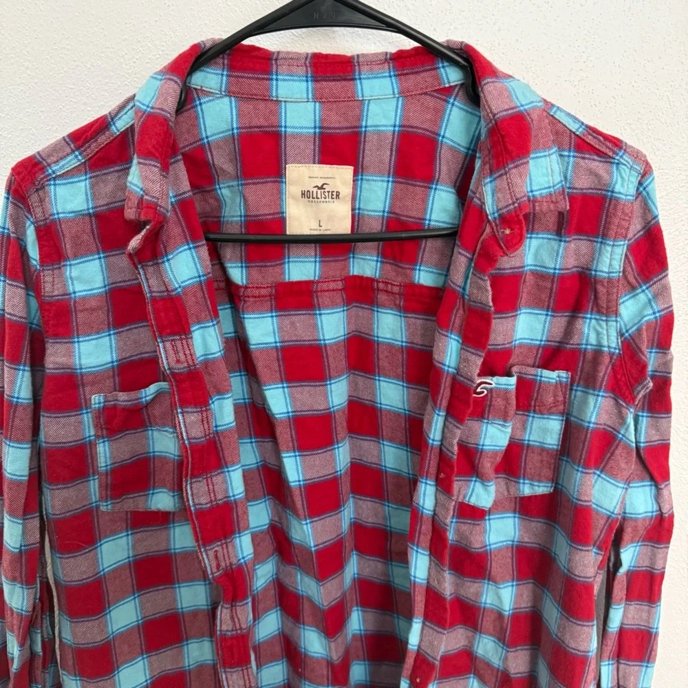 Hollister Plaid Button Down Shirt